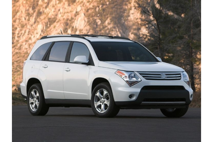 SUZUKI XL7